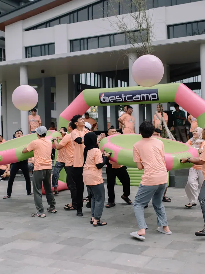 Wahana Inflatable Giant Obstacle Arena
